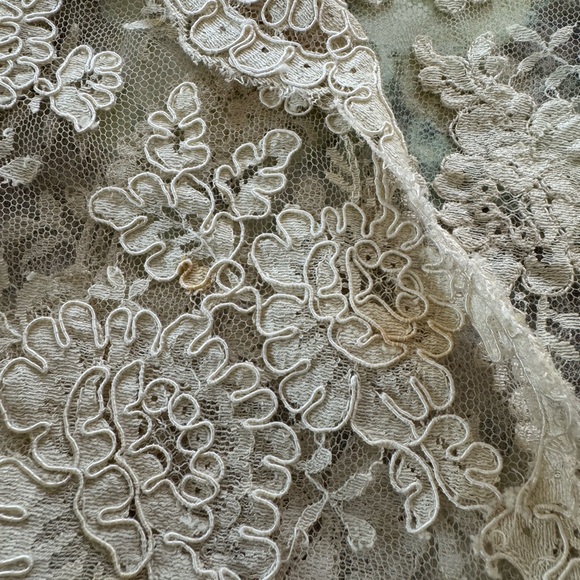 Valentino Soft White Lace Top - Picture 8 of 10